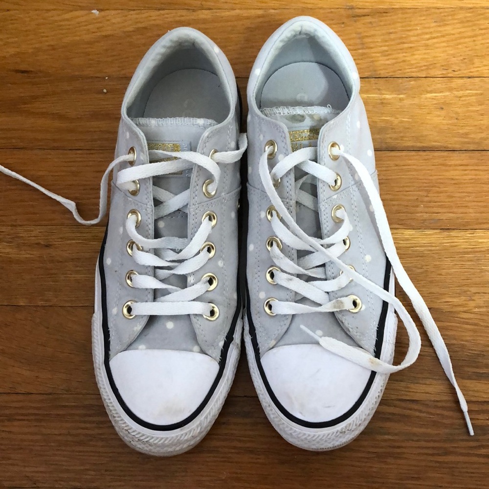 Grey converse! Polka dots
